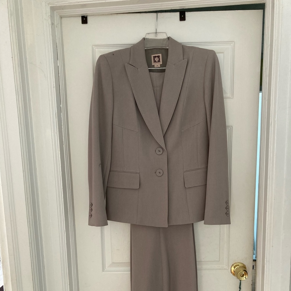 Classic Anne Klein Pantsuit